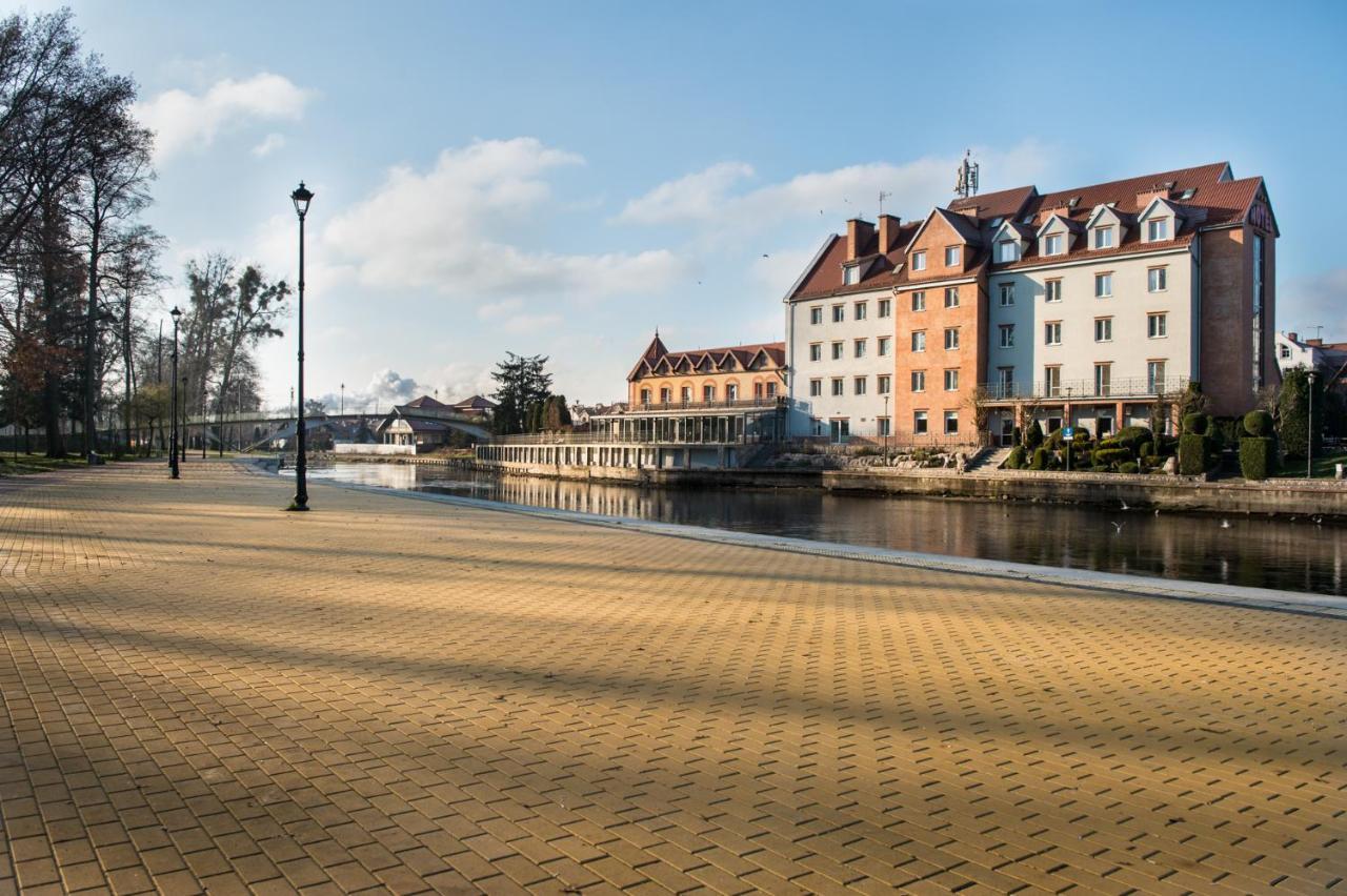 Hotel Nad Pisa Пиш Екстериор снимка