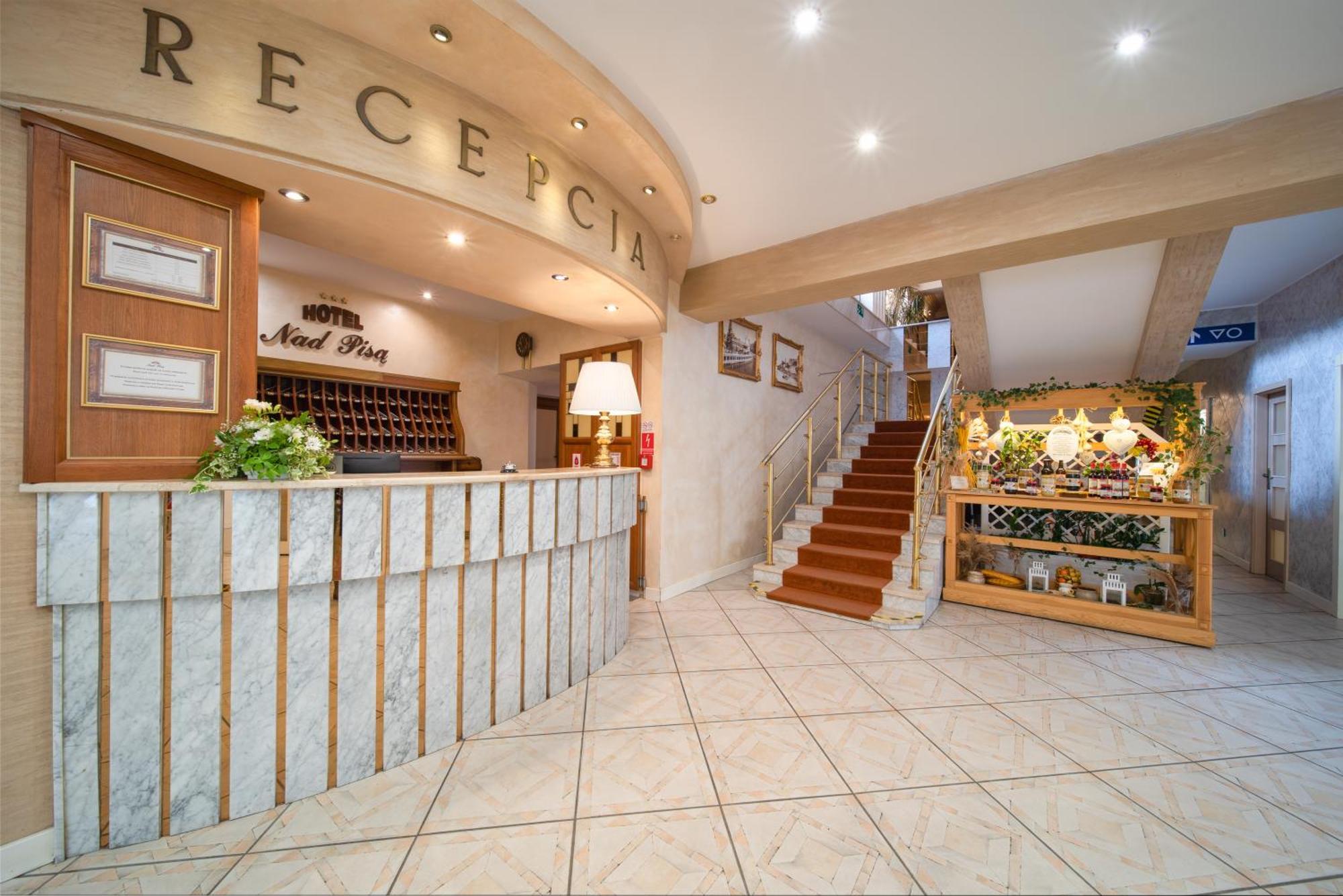 Hotel Nad Pisa Пиш Екстериор снимка