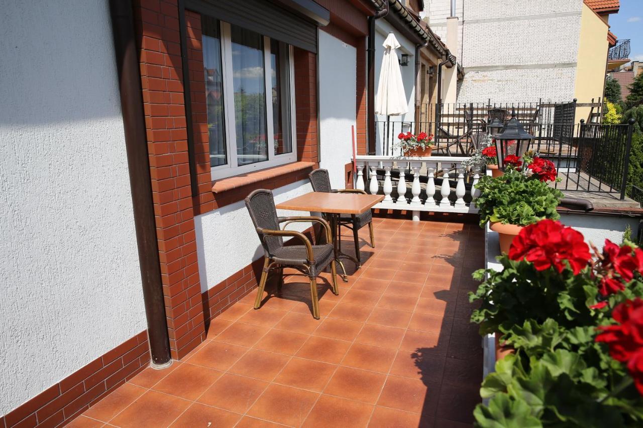 Hotel Nad Pisa Пиш Екстериор снимка