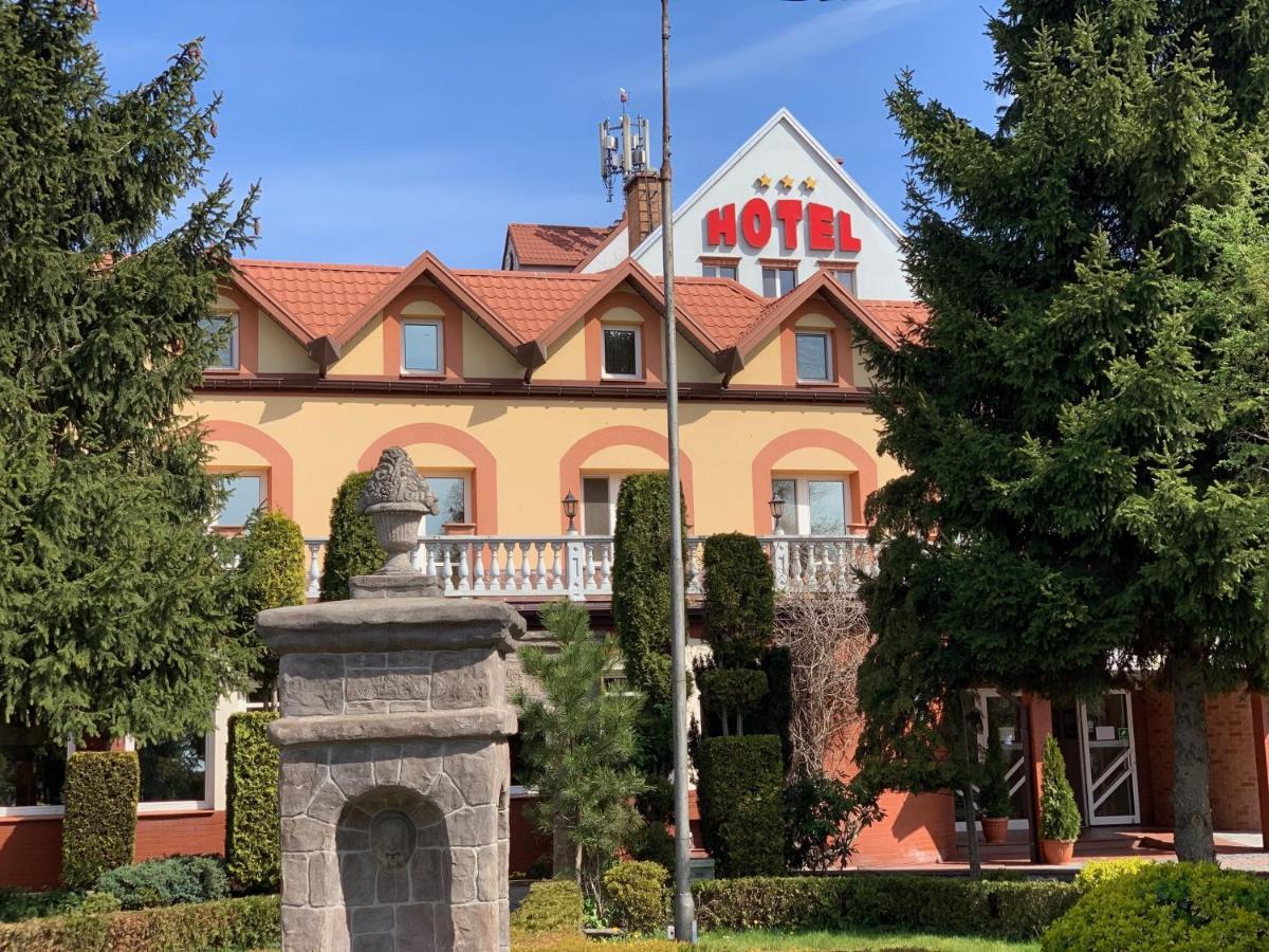 Hotel Nad Pisa Пиш Екстериор снимка